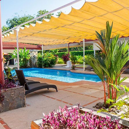 Hotel Costa Pacifica Естерильос Екстериор снимка